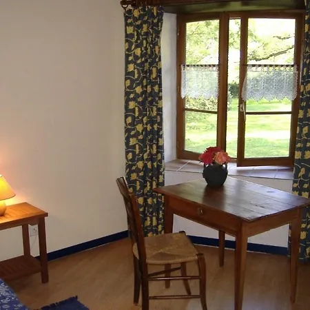 Frühstückspension Le Relais De L'age Montbron